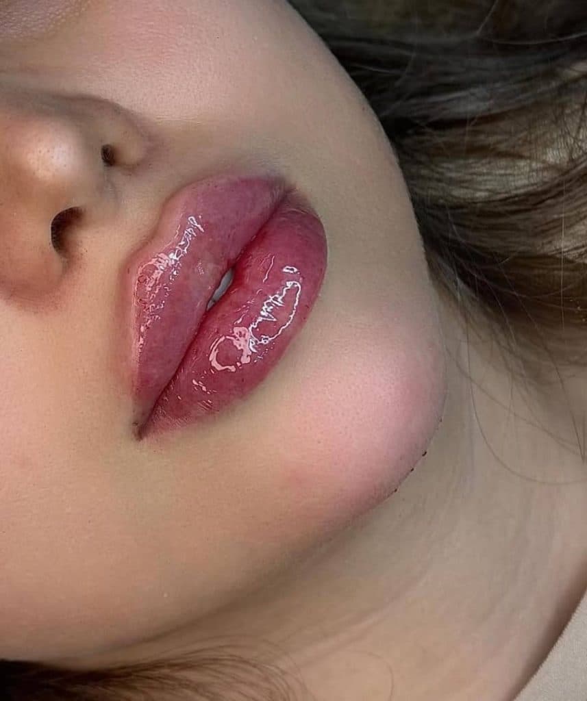 کلینیک زیبایی پوست و مو سارا در چالوس