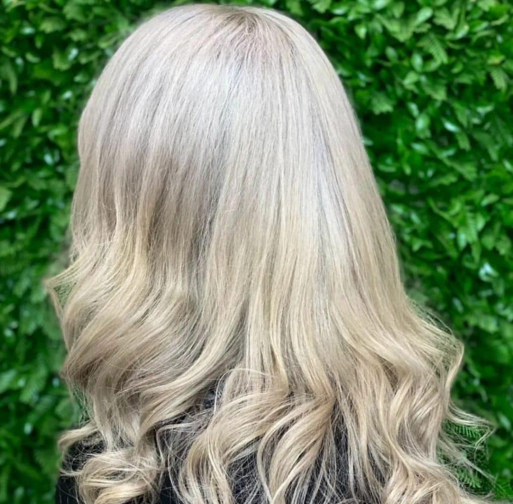 سالن زیبایی پریماه نوایی در املش