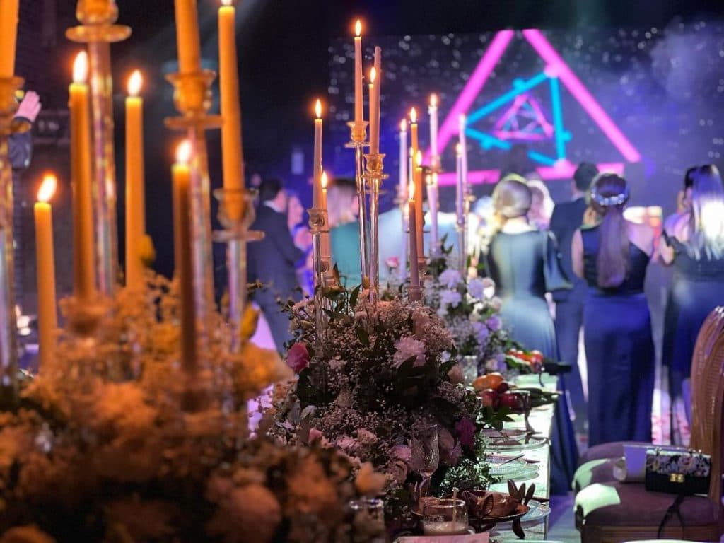 سالن عقد وسترن در احمدآباد مستوفی تهران