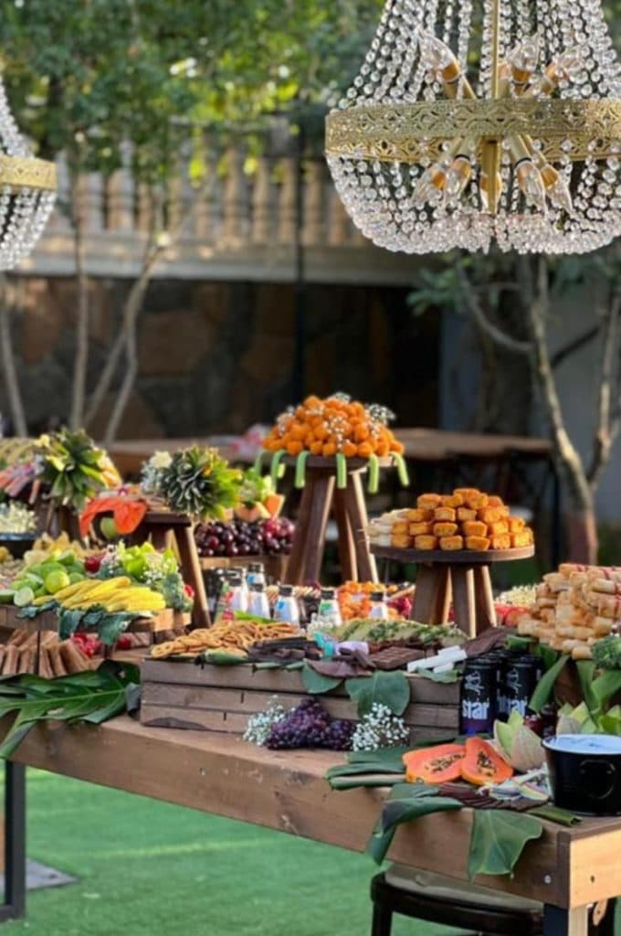 باغ عمارت شرق در حکیمیه تهران