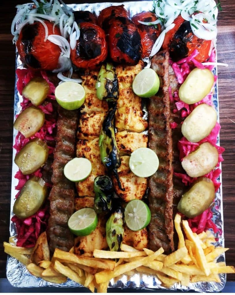 تهیه غذای زرین مهر در اصفهان