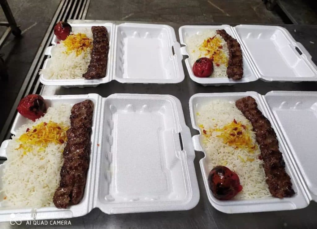 آشپزخانه صنعتی خیریه ریحانه الرسول در چناران