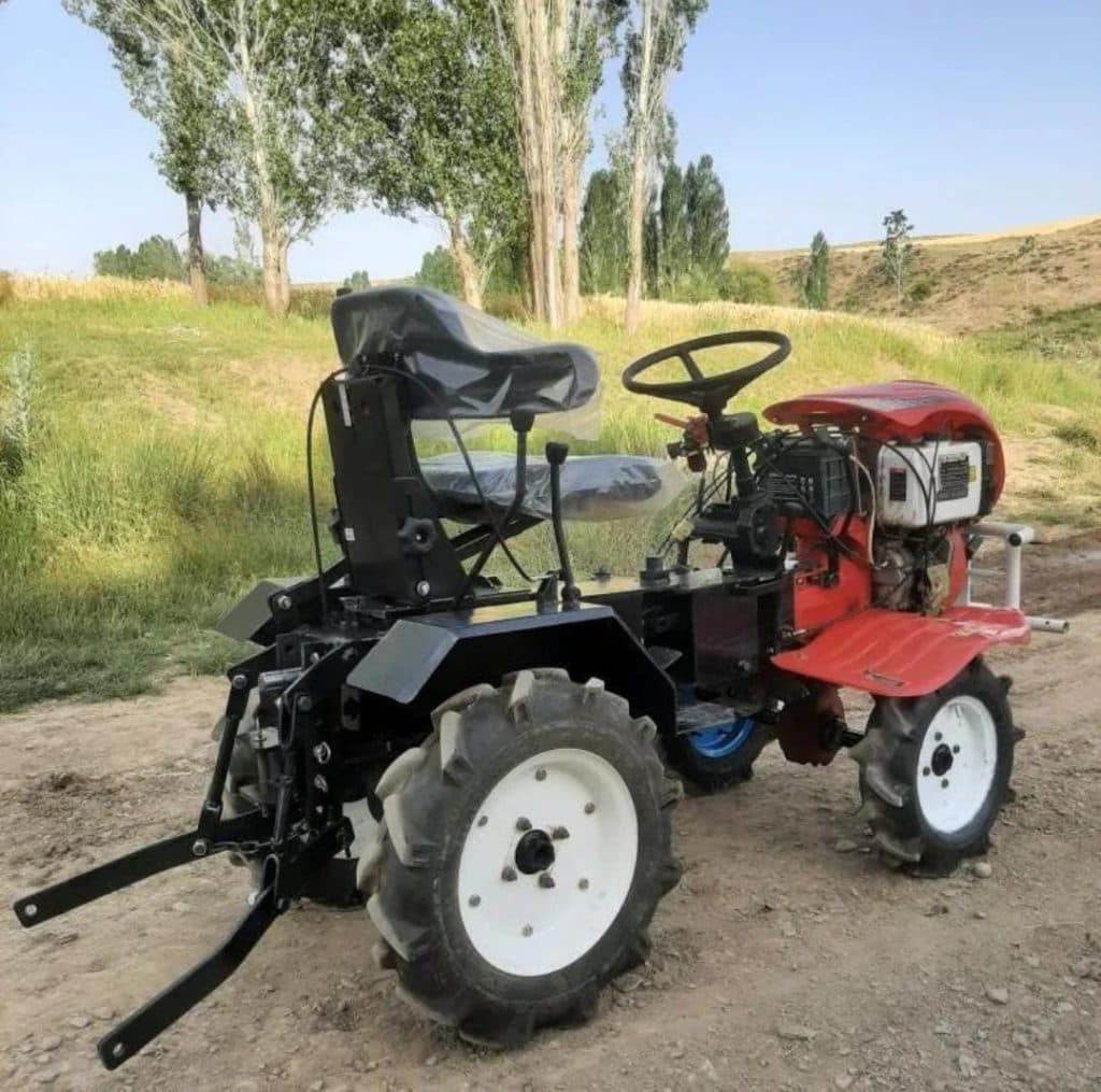 تولید مینی تراکتور کاظمی نیا در اراک