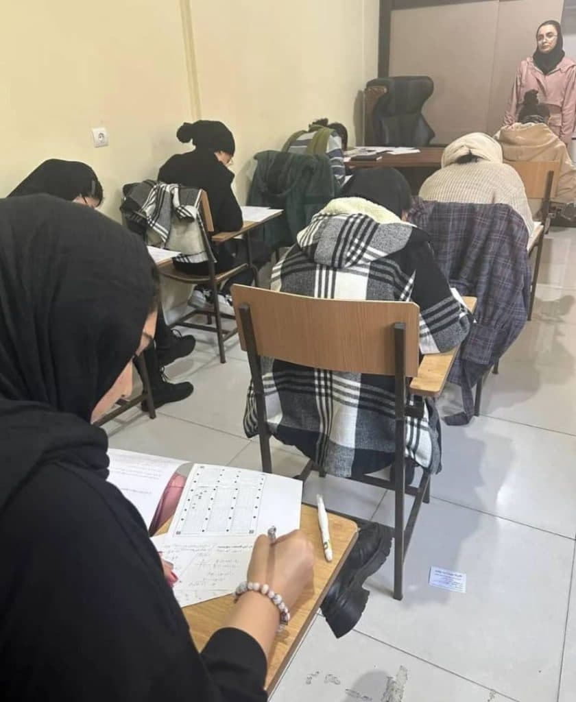 آموزشگاه علمی آموزشی موج برتر در تبریز