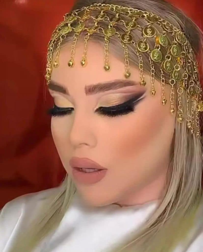 آموزش و خدمات تخصصی vip میکاپ عروس مهرنوش فیروزی در مراغه