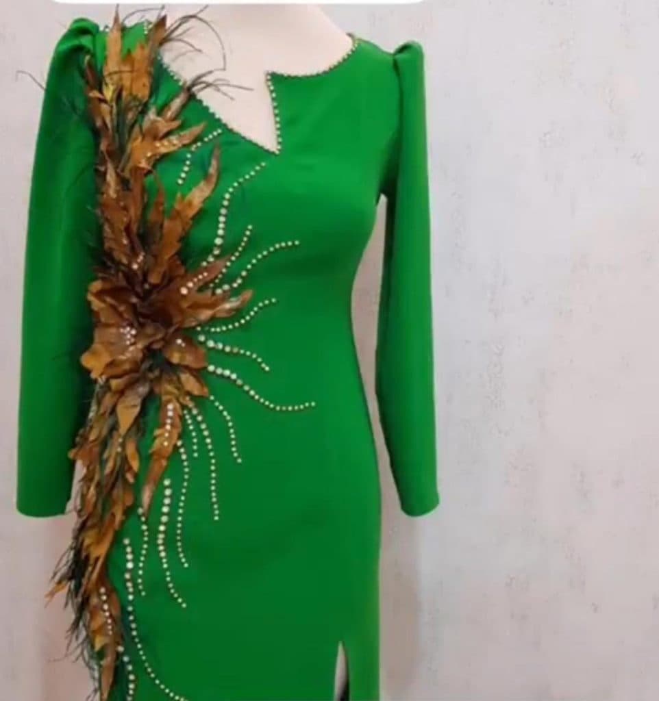 جواهردوزی لباس سمیه اسمعیل زاده در ملکان