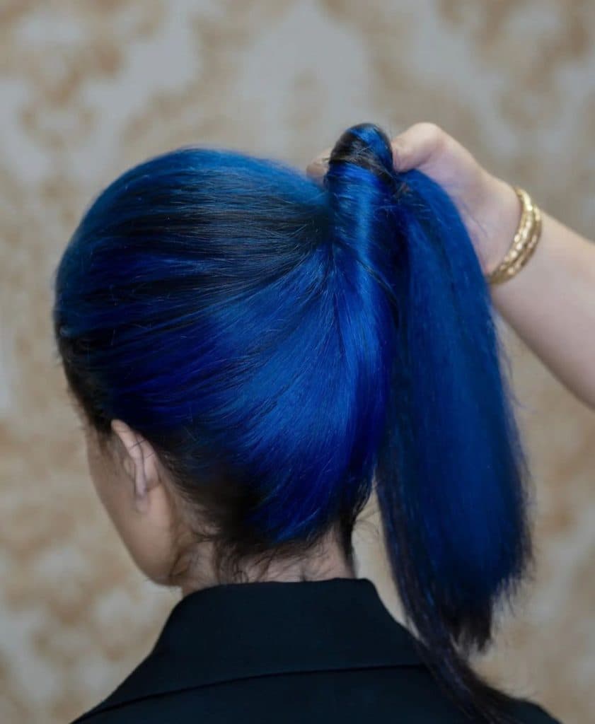 سالن زیبایی ثنا در بلوار آیت الله هاشمی زرند