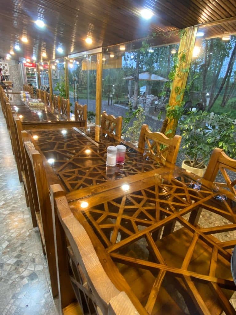 باغ رستوران جزیره آرامش در فومن