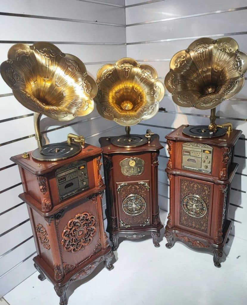 تولیدی ساعت دیواری ستاره البرز در کرج