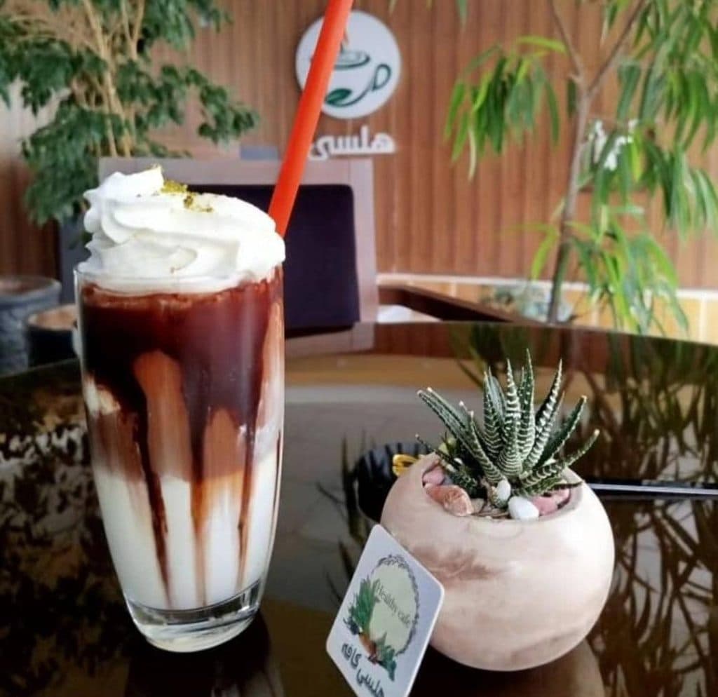 کافی شاپ هلسی در براعتی ارومیه