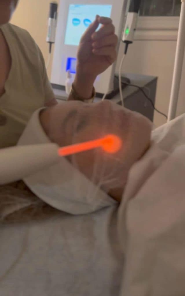 سالن زیبایی مرجان یاوری در میدان هروی تهران