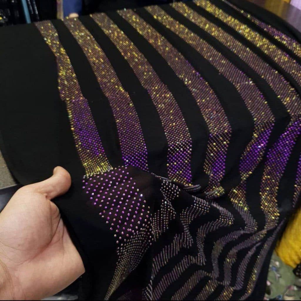 نگین کاری پارچه سلیمی در جوانرود