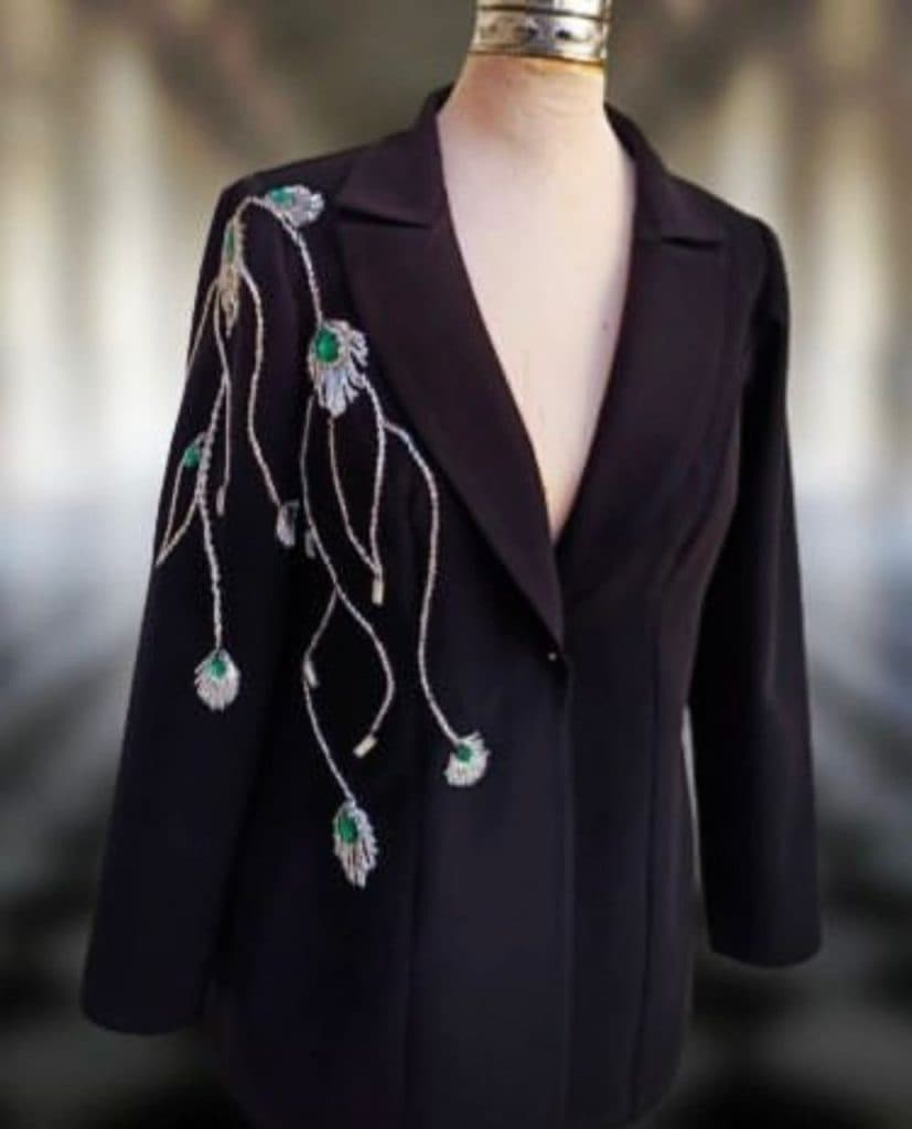 مزون طراحی و دوخت تخصصی vip لباس شب آذر بهرام در بناب