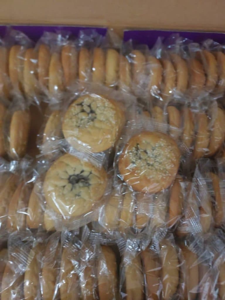 تولید کلوچه خرمایی صنوبر شیرین رفسنجان