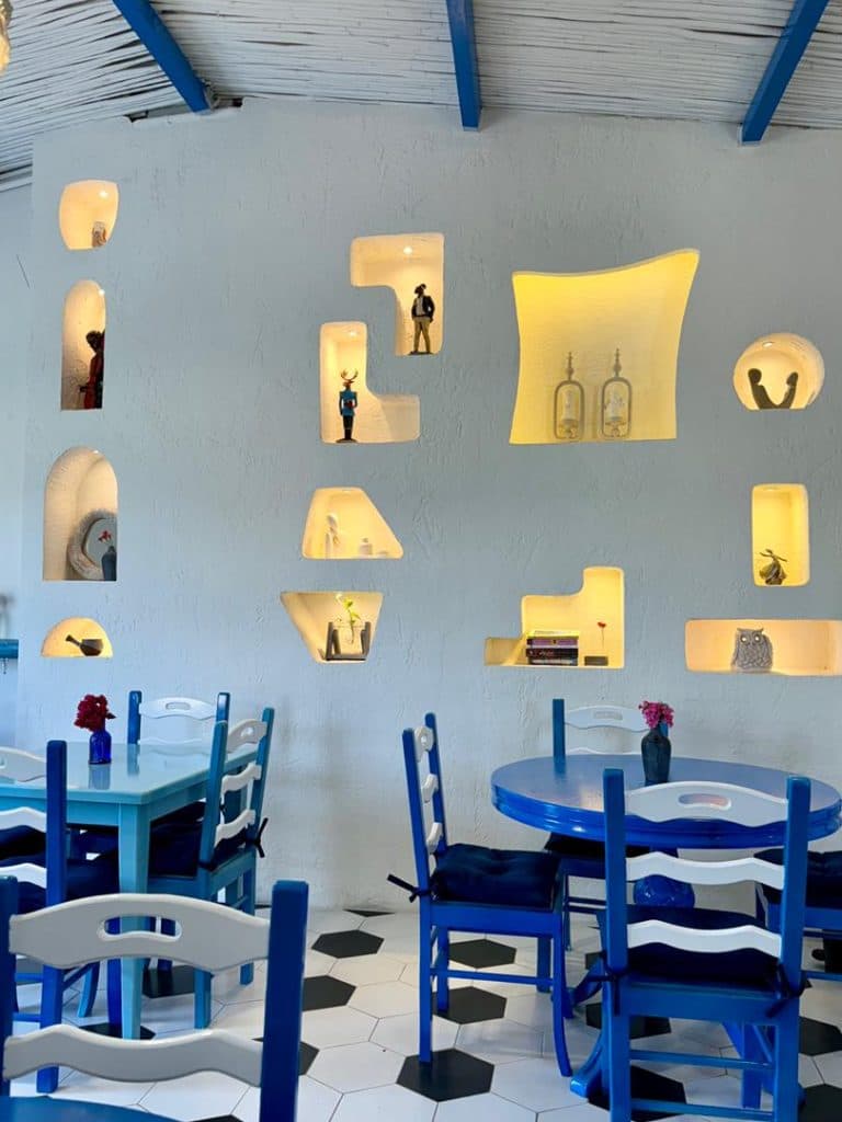 کافه رستوران لالالا LALALA در سرخرود