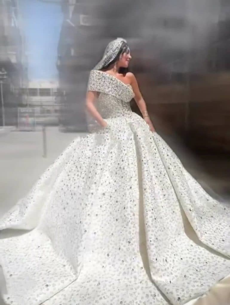 مزون لباس عروس vip سارا رستمی در شیراز