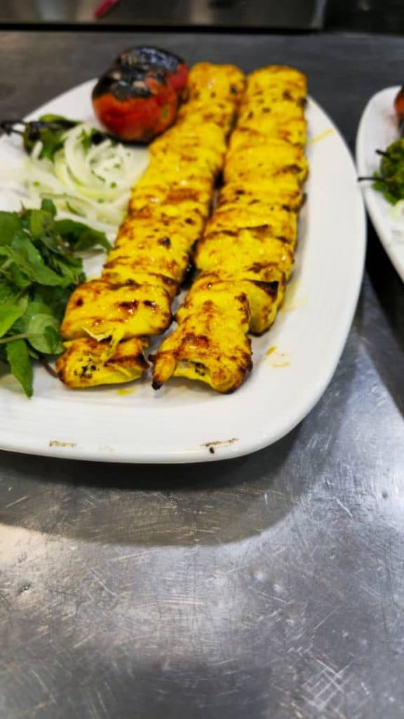 رستوران کلاسیک ملل در مراغه