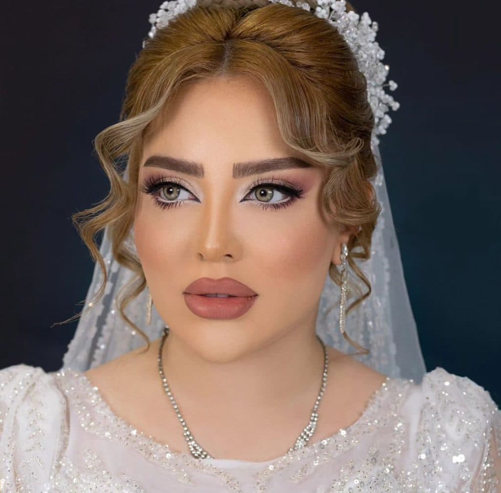 سالن زیبایی نگین آرا در دورود