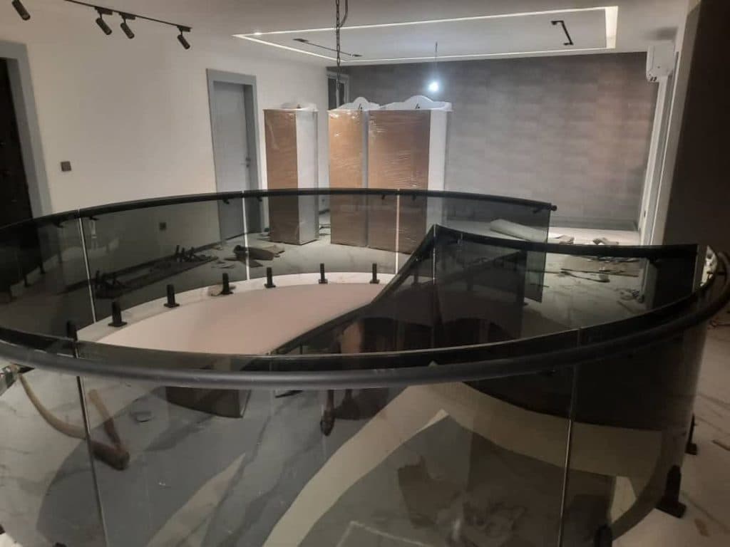 تولید شیشه لمینت خم و تخت کیان اسپادانا حیدری در زینبیه شمالی اصفهان