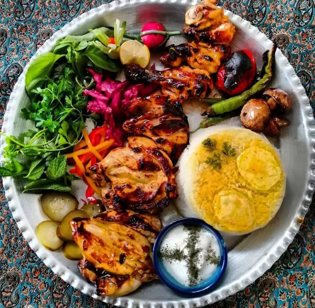 کافه رستوران سنتی قدیم ندیما در نیشابور