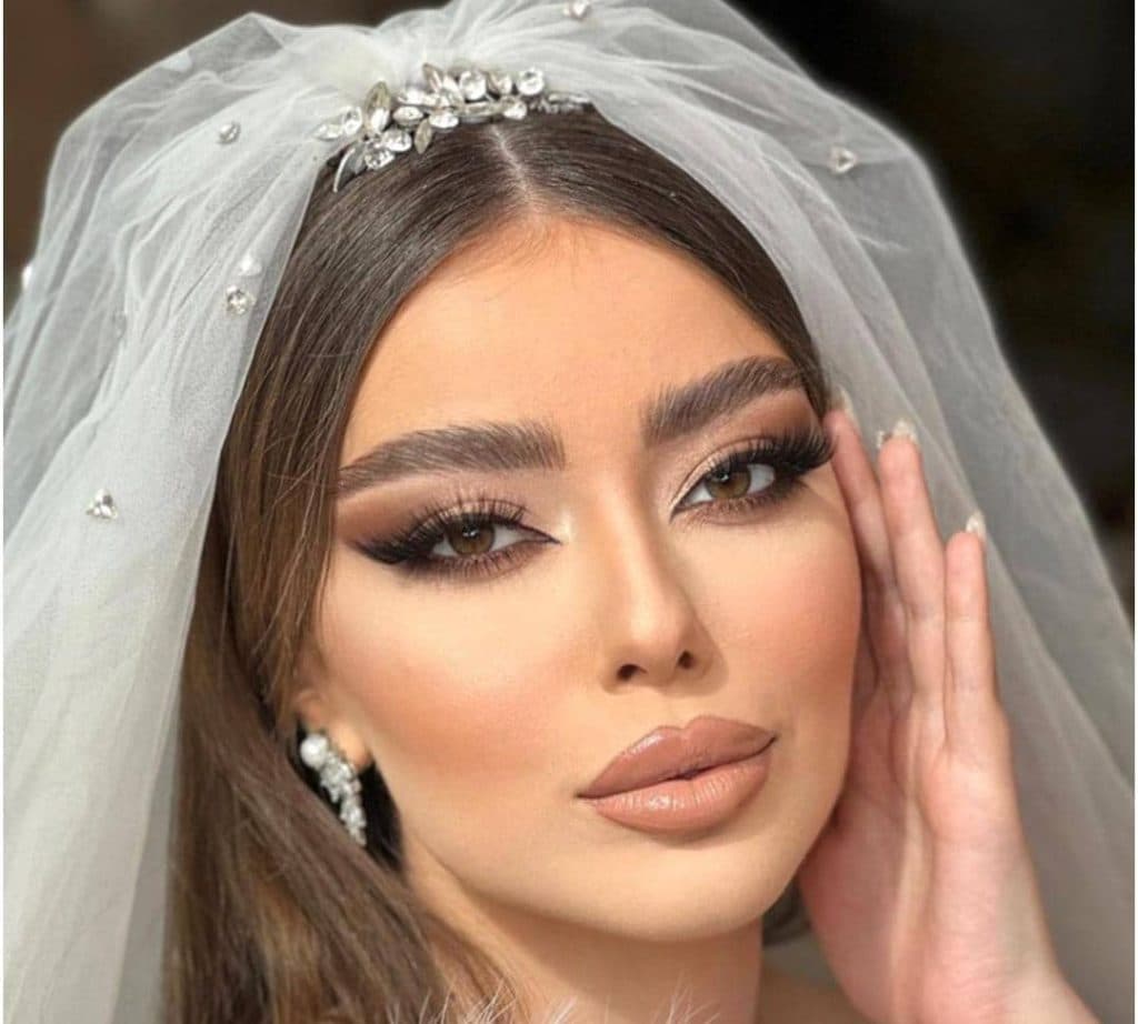 آموزش و خدمات میکاپ عروس مریم حریری در هراز آمل
