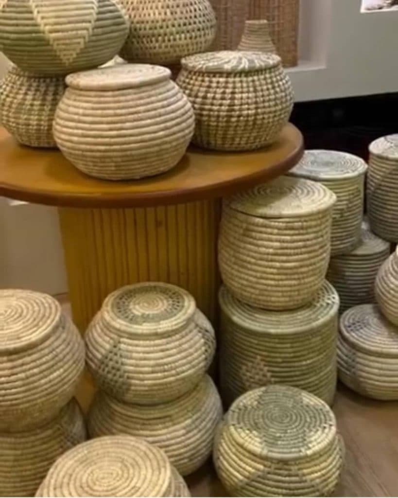 فروشگاه صنایع چوب و حصیر پارسا در پیرسرا رشت