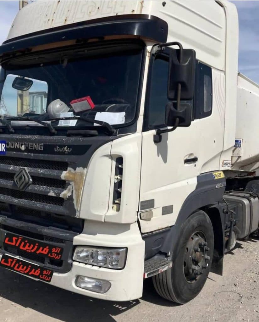 نمایشگاه کامیون فرزین آک در تبریز