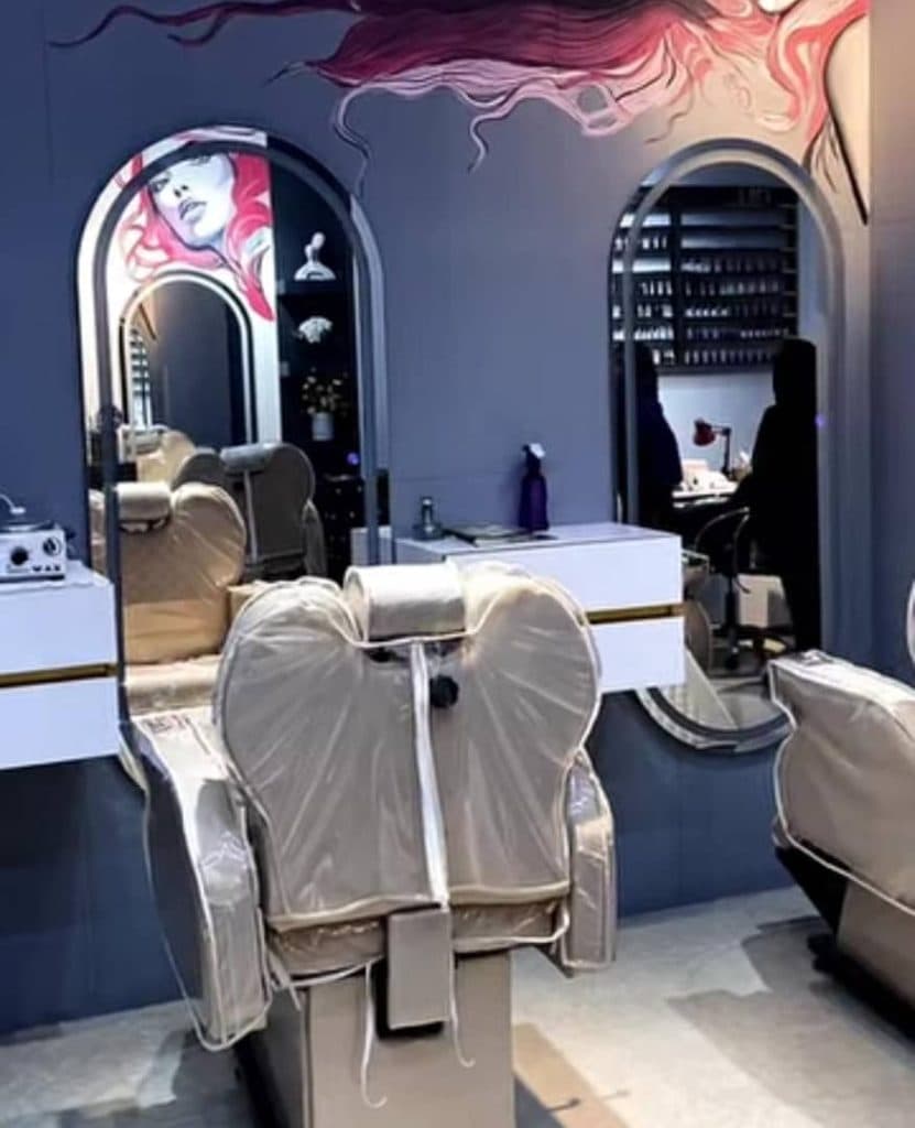 سالن زیبایی vip سیمین رخ در شهرک نور بندرعباس