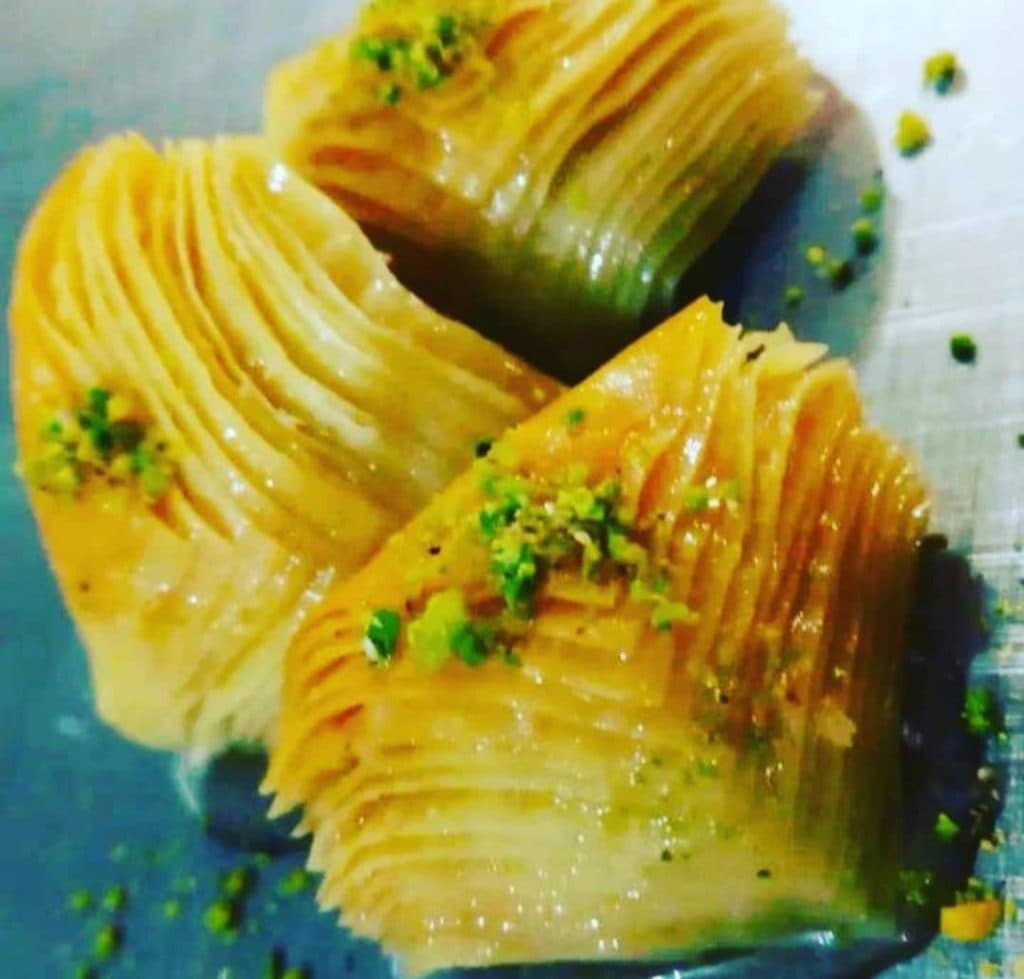 تولیدی شیرینی باقلوا مارانی در اصفهان