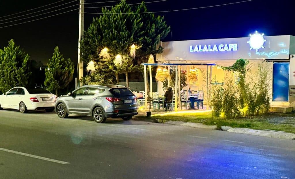کافه رستوران لالالا LALALA در سرخرود