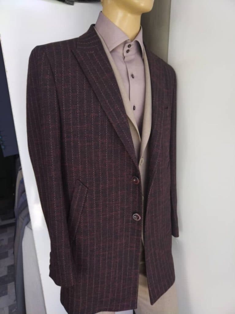 فروشگاه کت و شلوار و پیراهن رضایی در زنجان