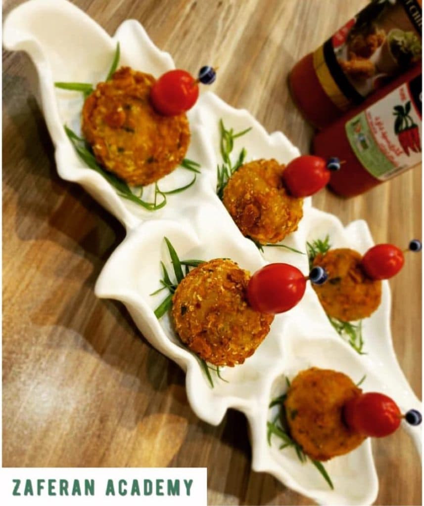 آموزشگاه شیرینی پزی زعفران در لاهیجان