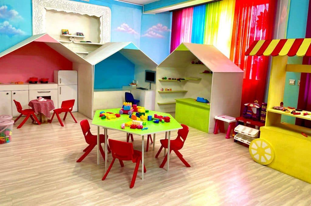 موسسه آموزش زبان کودک و نوجوان شادان در بیرجند