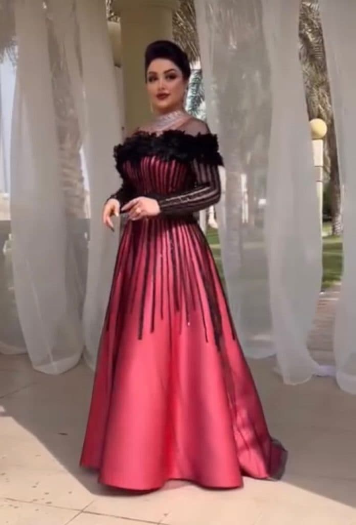 مزون طراحی و دوخت تخصصی vip لباس شب آذر بهرام در بناب