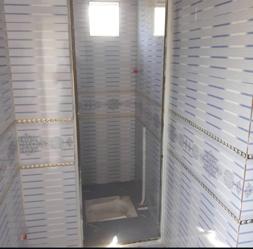 کاشی کاری دوستان در رشت