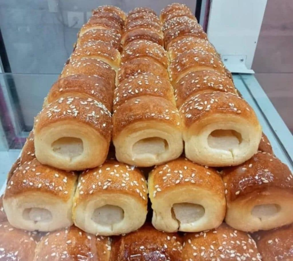 قنادی گلستان در کیاسر