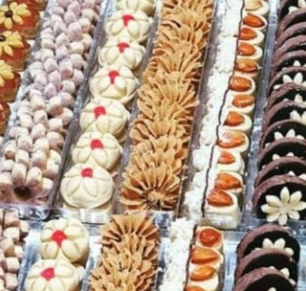 قنادی گلستان در کیاسر