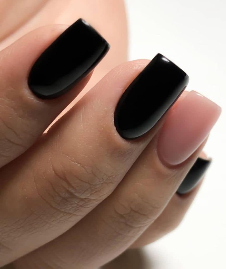 مرکز تخصصی ناخن ویدا در فلکه اول فردیس