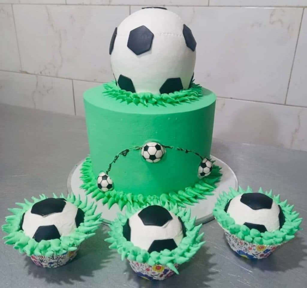 شیرینی سرای شاخه نبات در بندرانزلی