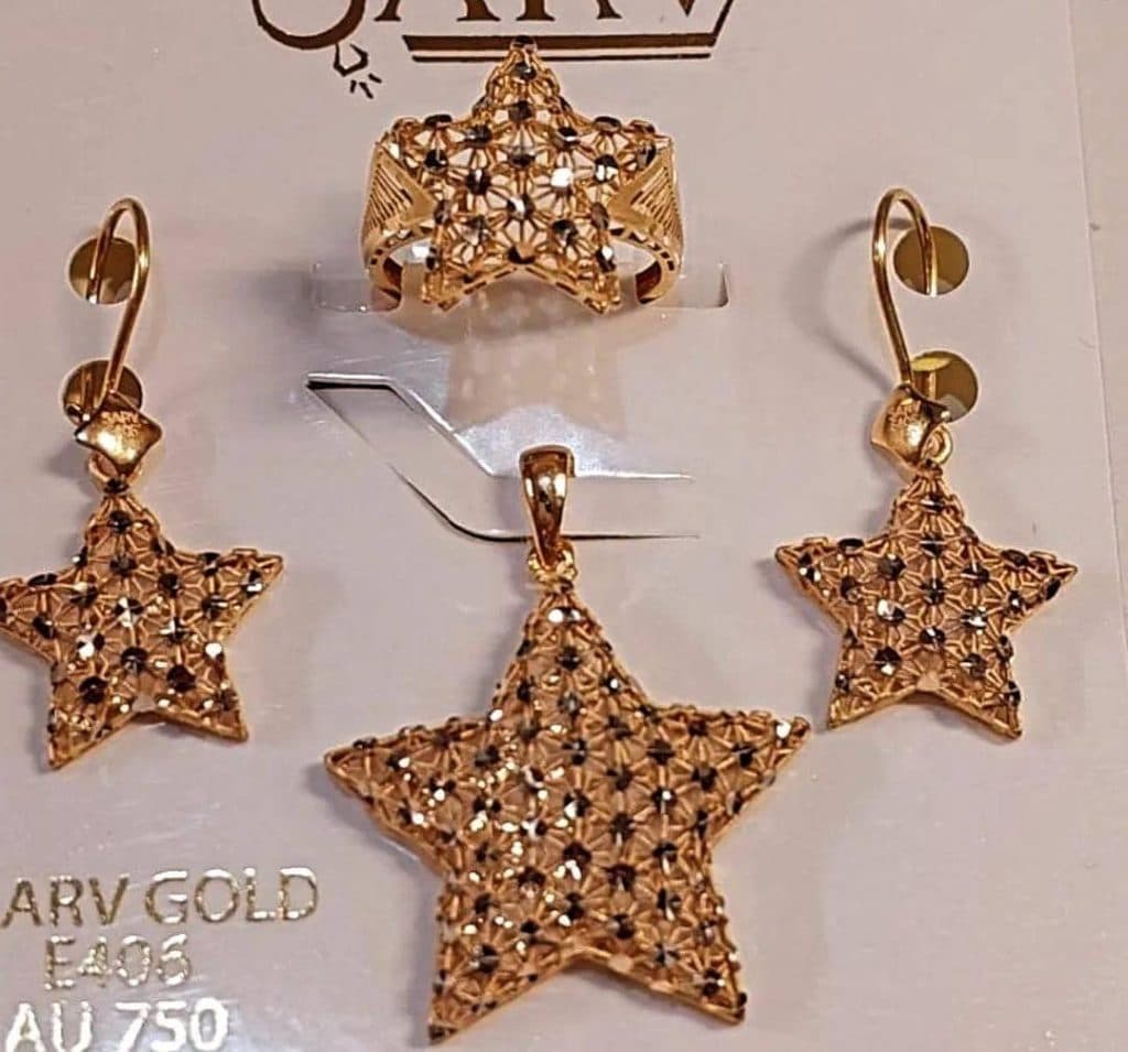 خرید و فروش طلا و جواهر کم اجرت نایس در حکیم اصفهان