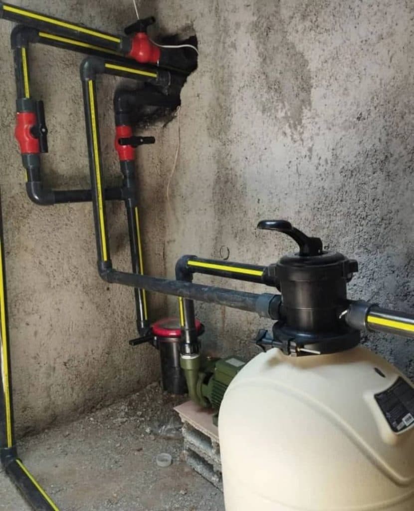 طراحی و اجرای استخر آقای تاسیسات احمدوند در دماوند