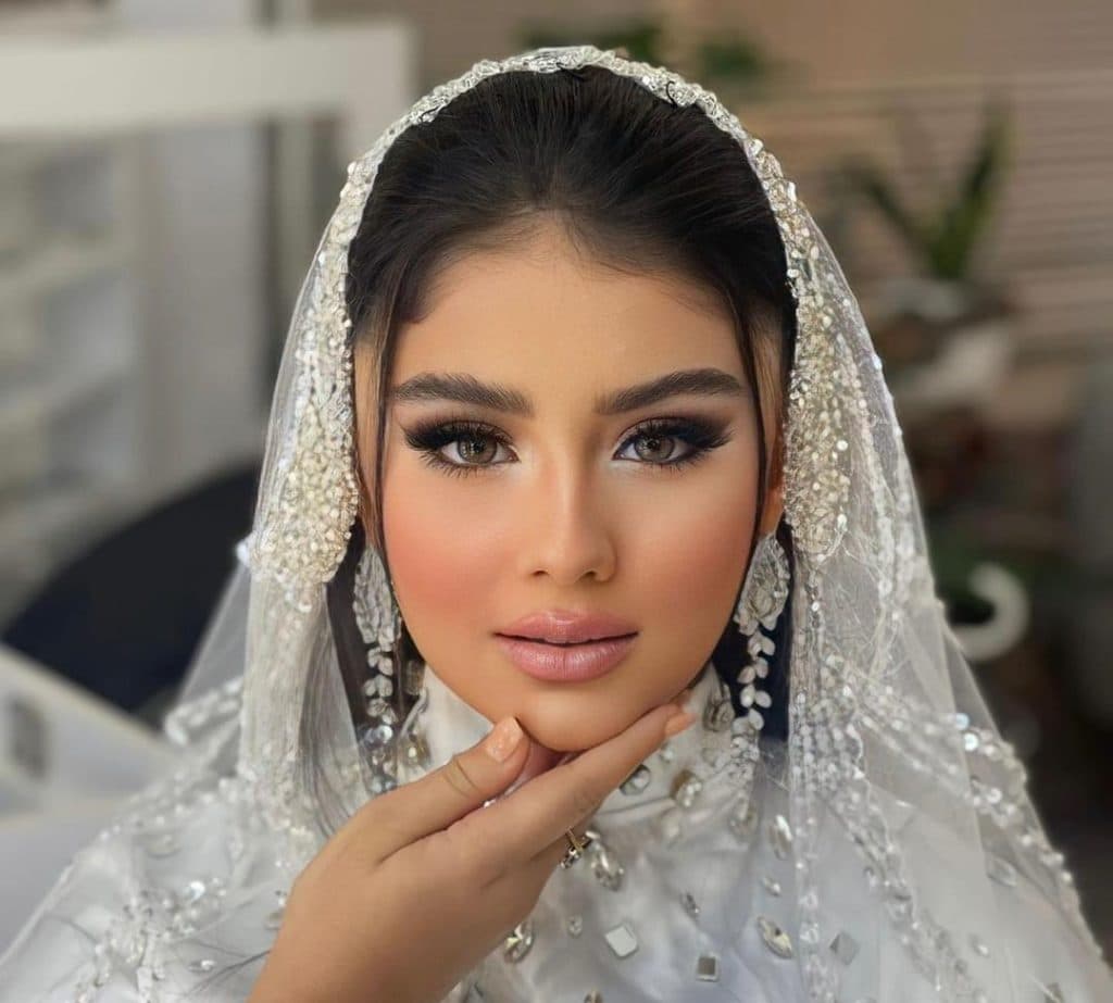 فروش فیلم آموزشی آنلاین تخصصی پر تکنیک میکاپ عروس شهلا بابایی در آمل