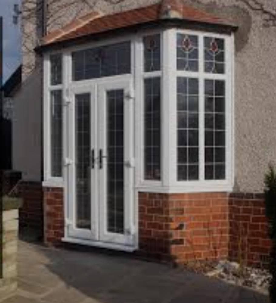 کارگاه درب و پنجره سازی پیام در بهارستان اهواز