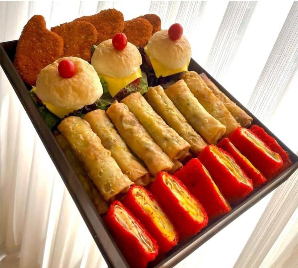 کیک خانگی ساره در مشهد