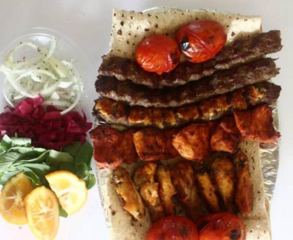 بیرون بر چمپه در دکتر حسابی شیراز