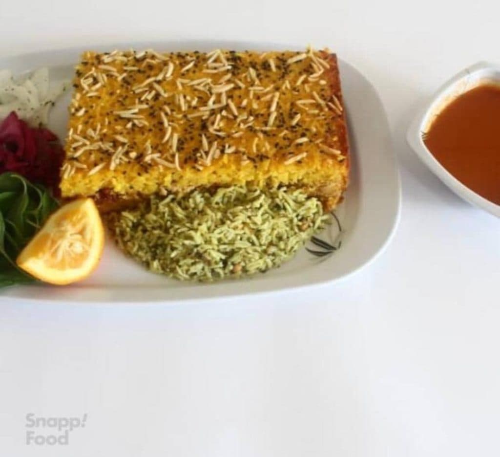 بیرون بر چمپه در دکتر حسابی شیراز