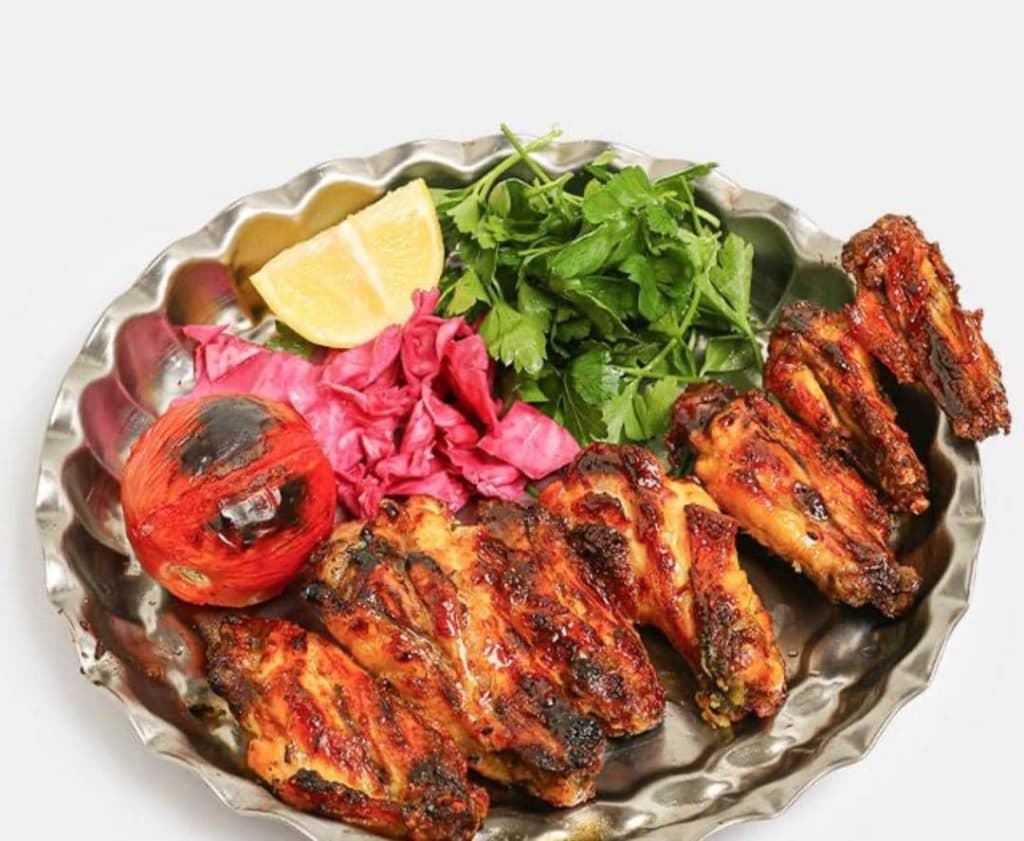 بیرون بر چمپه در دکتر حسابی شیراز