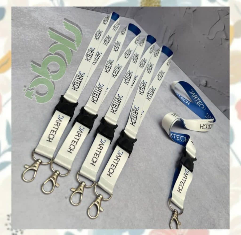 تولید و چاپ بندآویز گردنی و آیدی کارت نمایشگاهی رادمان در بازار تهران