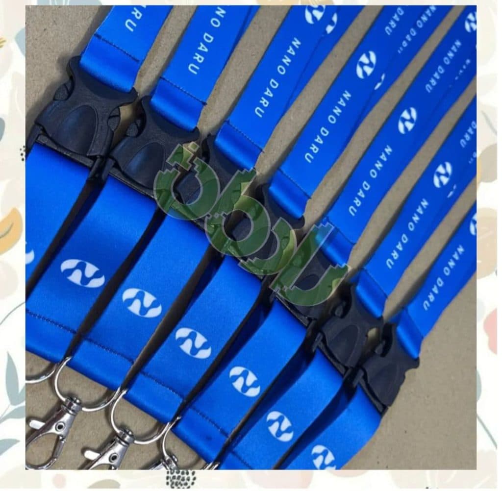 تولید و چاپ بندآویز گردنی و آیدی کارت نمایشگاهی رادمان در بازار تهران