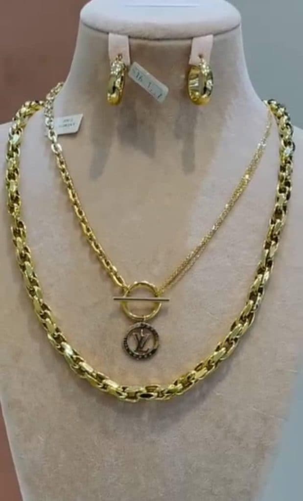 جواهری پری ماه در تنکابن